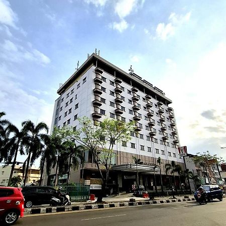 Royal Asia Hotel Palembang Exterior foto