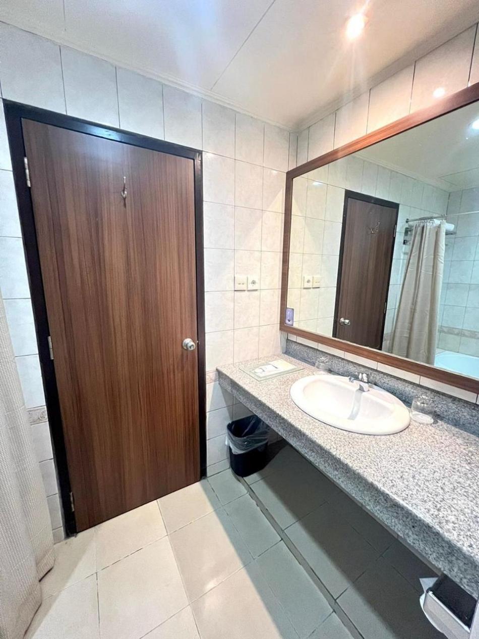 Royal Asia Hotel Palembang Exterior foto